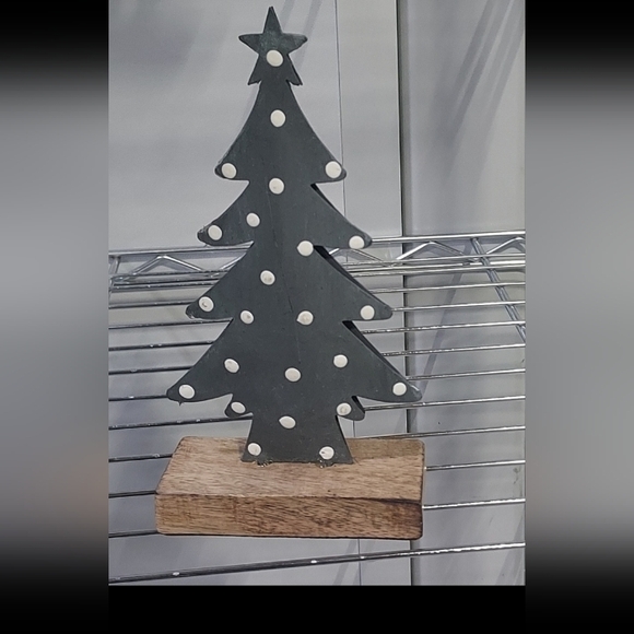 Polka Dot Christmas Tree Decoration( Metal Top ) - Picture 2 of 2